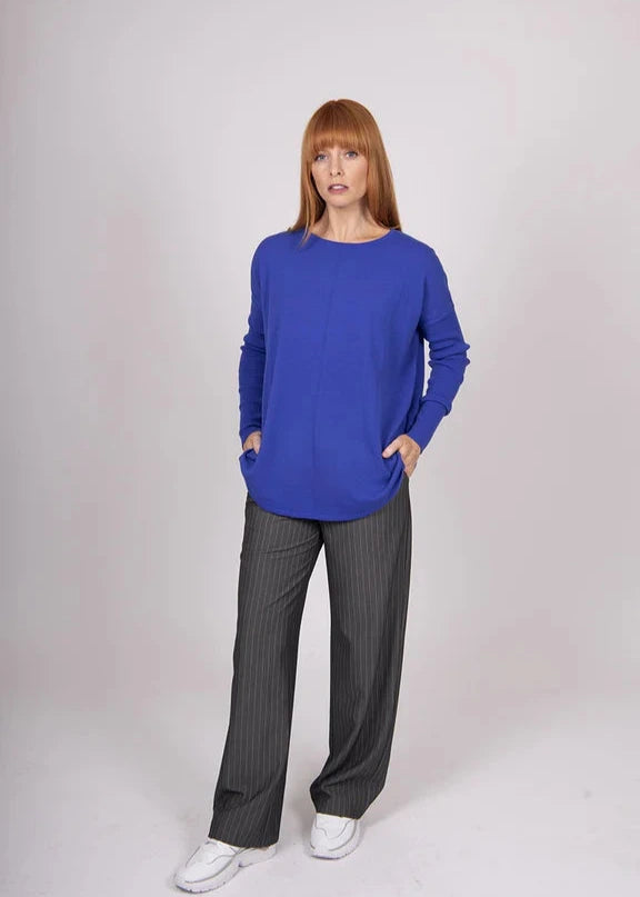 QUEEN CREW CURVED HEM PULLOVER - COBALT
