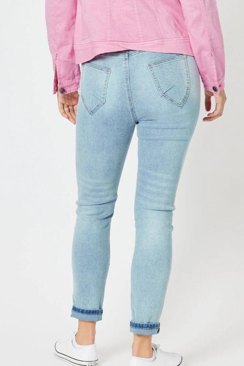 HIGH RISE SKINNY LEG JEANS