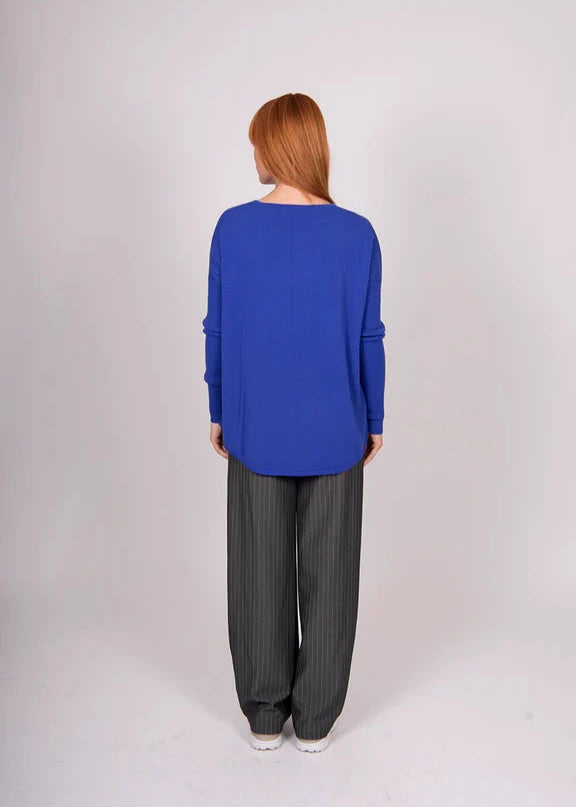 QUEEN CREW CURVED HEM PULLOVER - COBALT